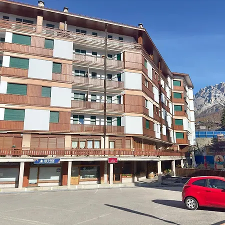 Lägenhet Dolce Casa Cortina Centro-ski